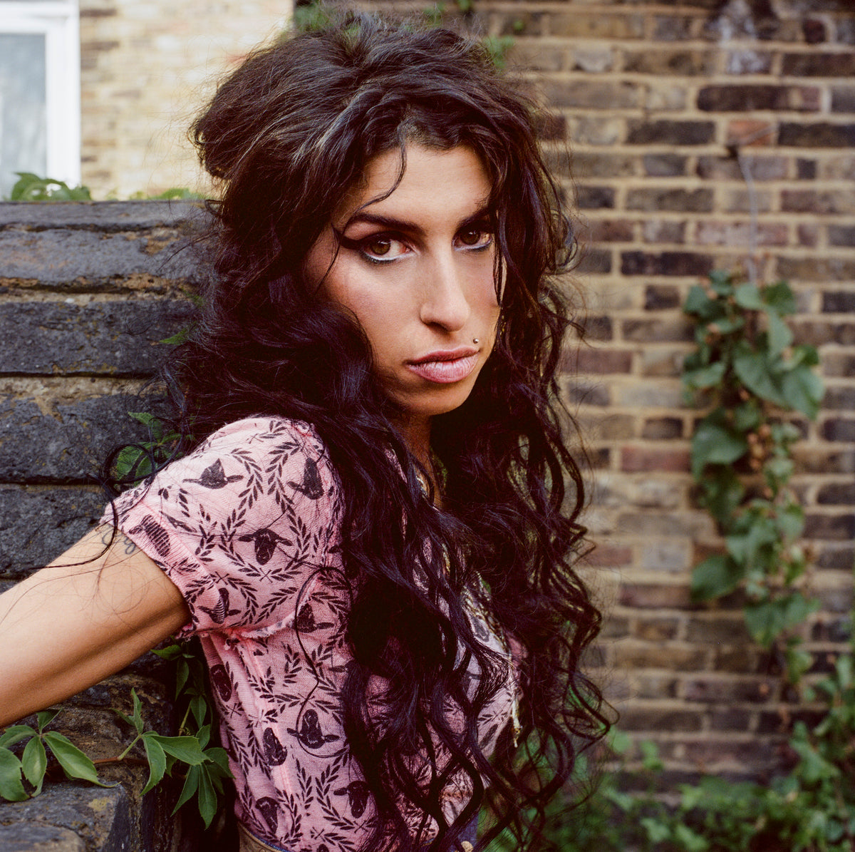Amy Winehouse, Back to Black photo shoot by Mischa Richter