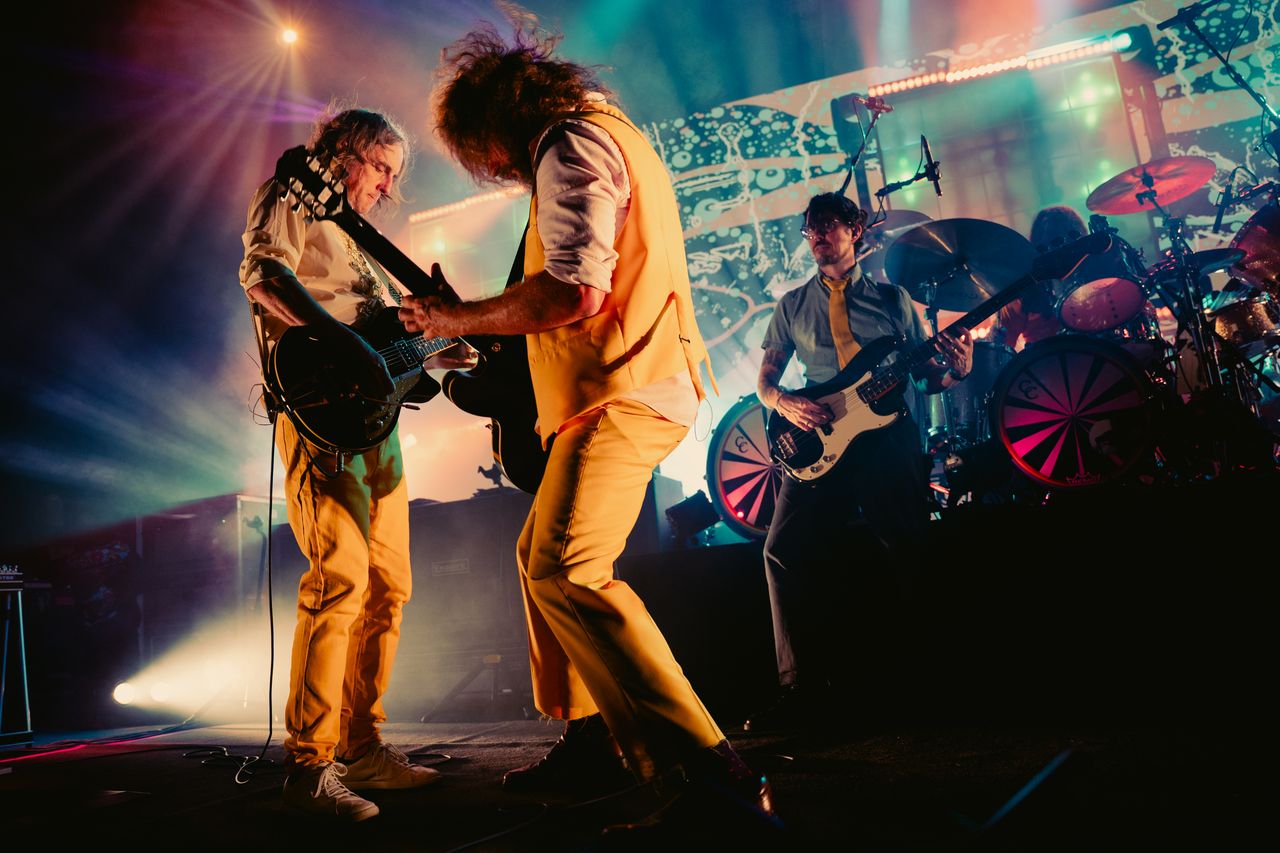 NIGHT THREE / YELLOW: Jim James' Stage-Worn Suit + My Morning Jacket-Signed Setlist